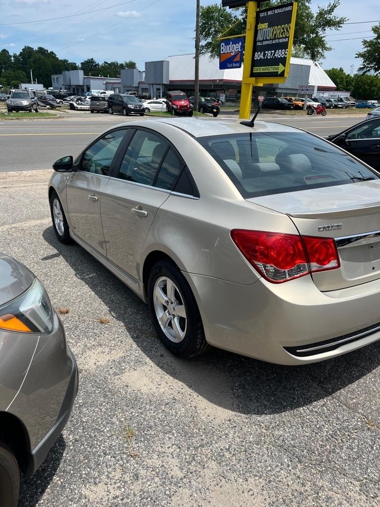 Chevrolet Cruze 1LT 2011