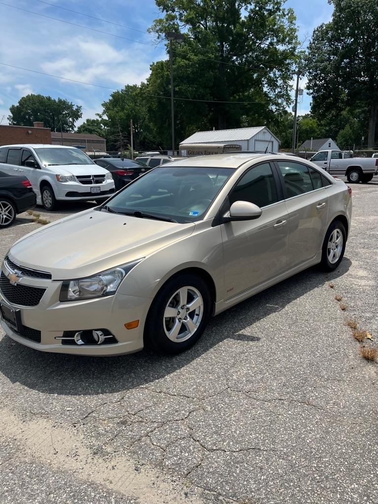 Chevrolet Cruze 1LT 2011