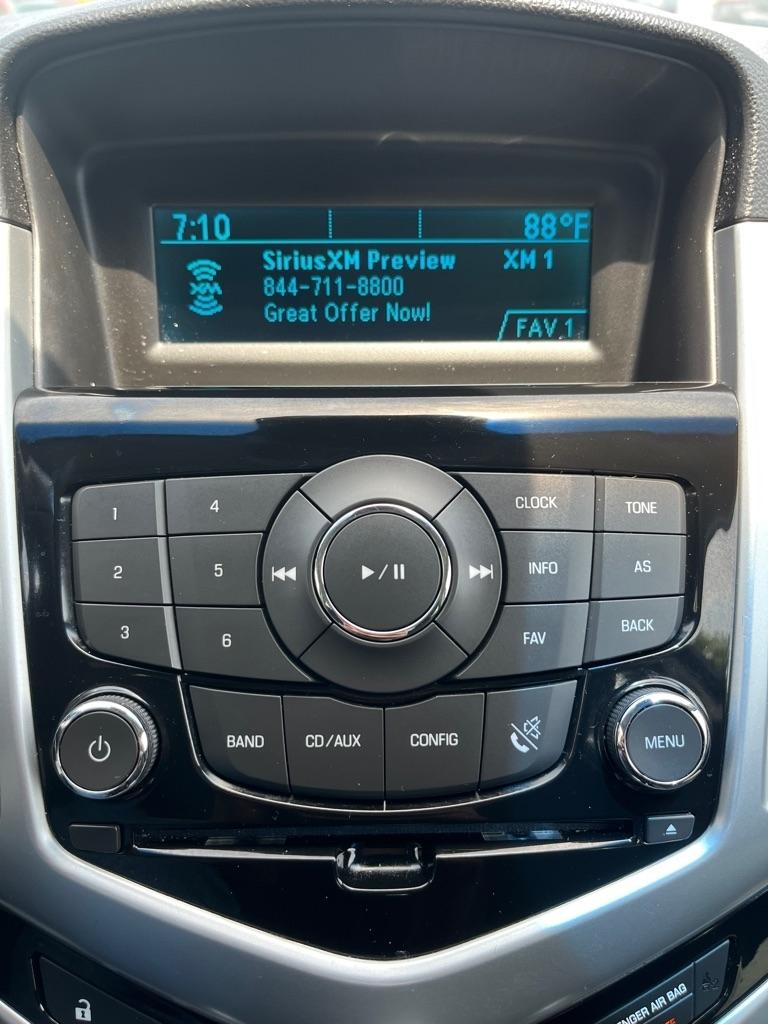 Chevrolet Cruze 1LT 2011