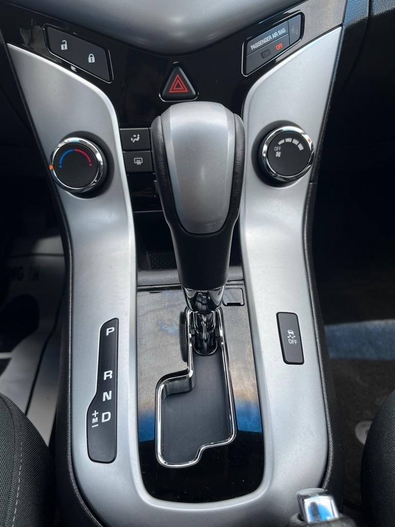 Chevrolet Cruze 1LT 2011