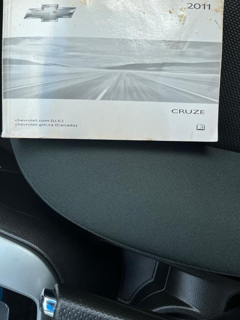 Chevrolet Cruze 1LT 2011