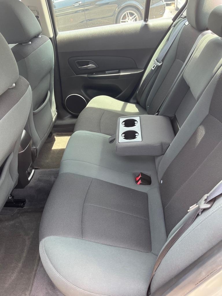 Chevrolet Cruze 1LT 2011