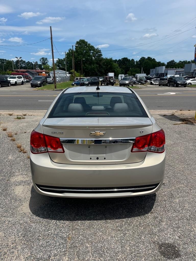 Chevrolet Cruze 1LT 2011