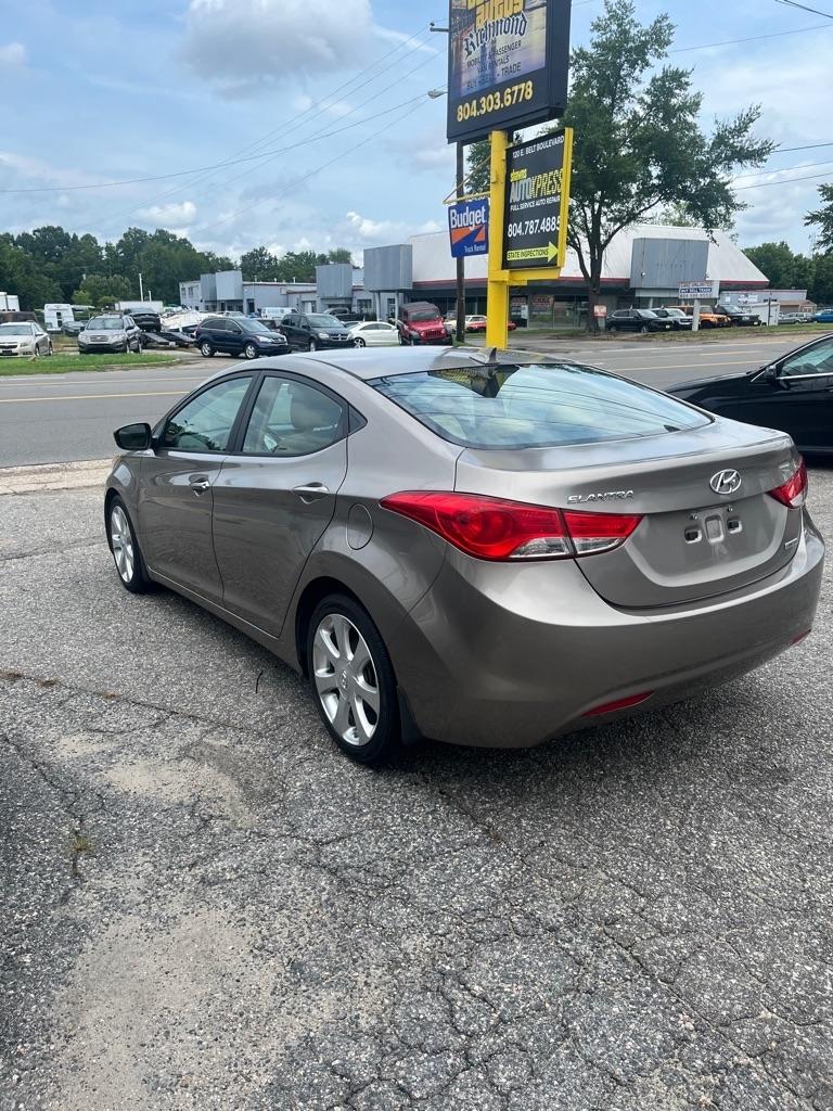 Hyundai Elantra Limited 2013