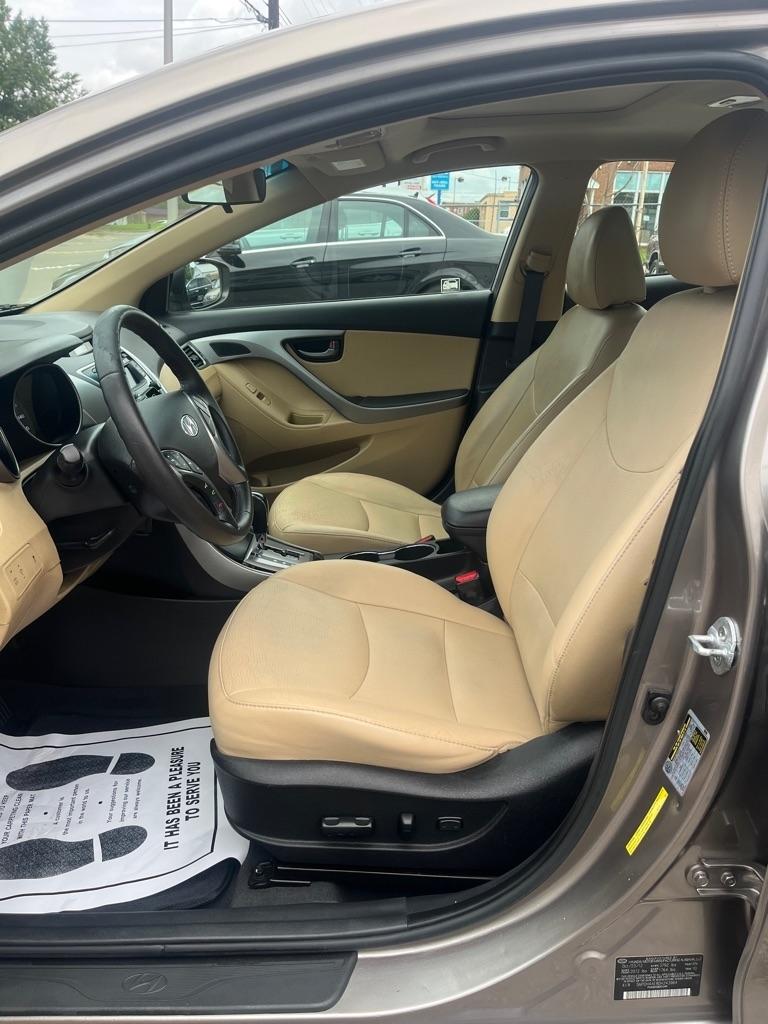 Hyundai Elantra Limited 2013