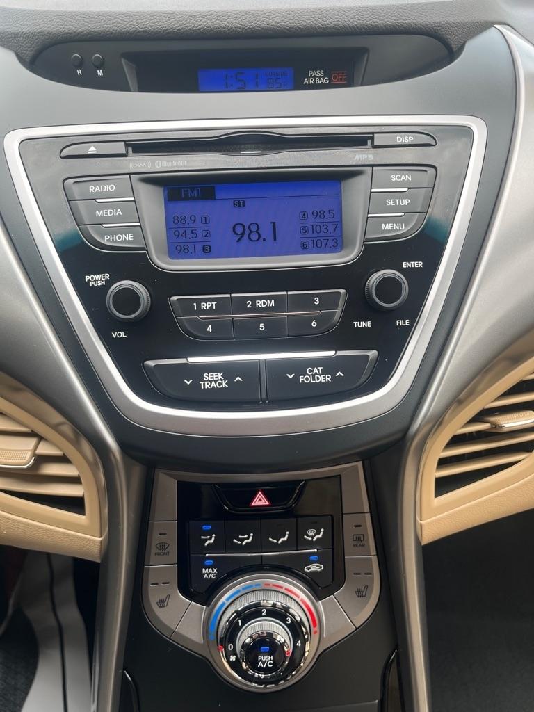 Hyundai Elantra Limited 2013