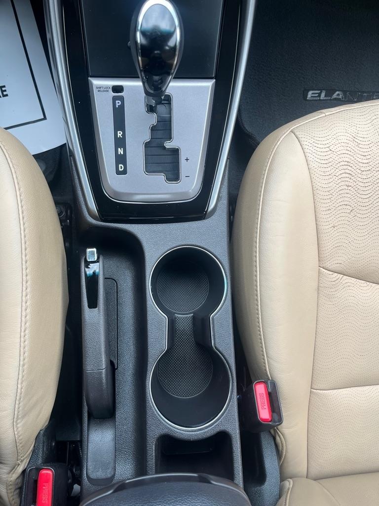 Hyundai Elantra Limited 2013