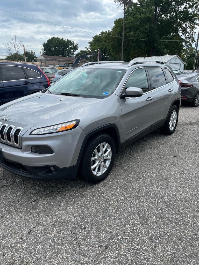 Jeep Cherokee Latitude 4WD 2016