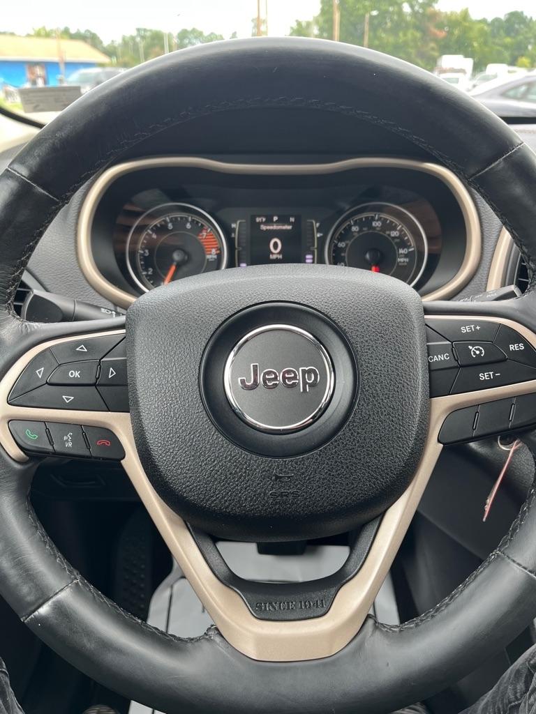 Jeep Cherokee Latitude 4WD 2016