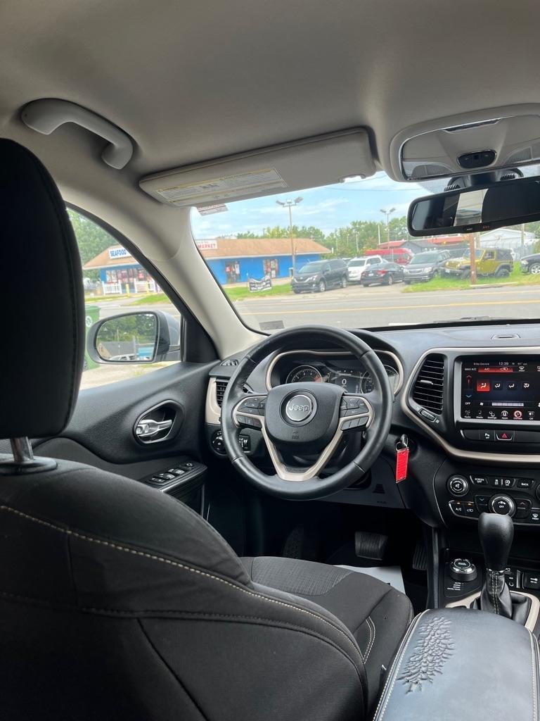 Jeep Cherokee Latitude 4WD 2016