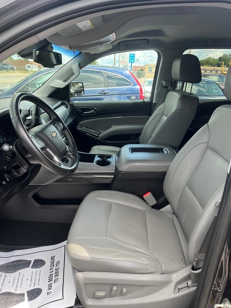Chevrolet Suburban LT 4WD 2016