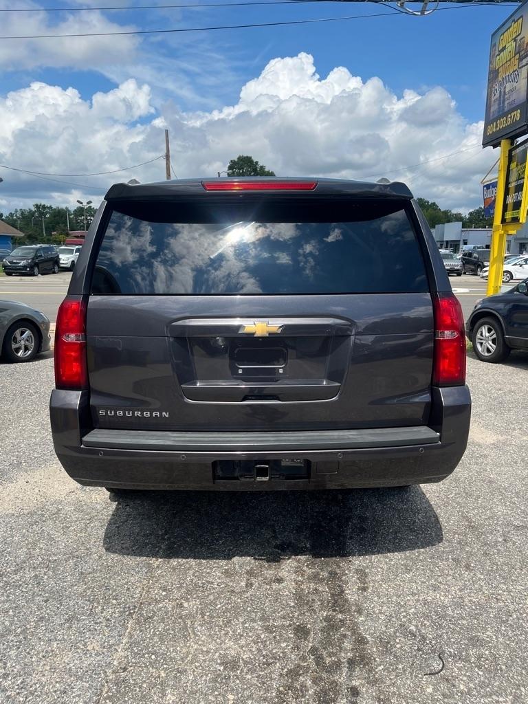 Chevrolet Suburban LT 4WD 2016