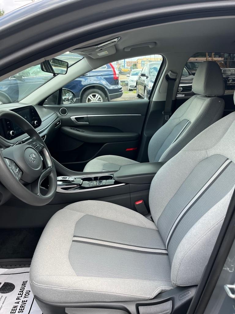 Hyundai Sonata SE 2021