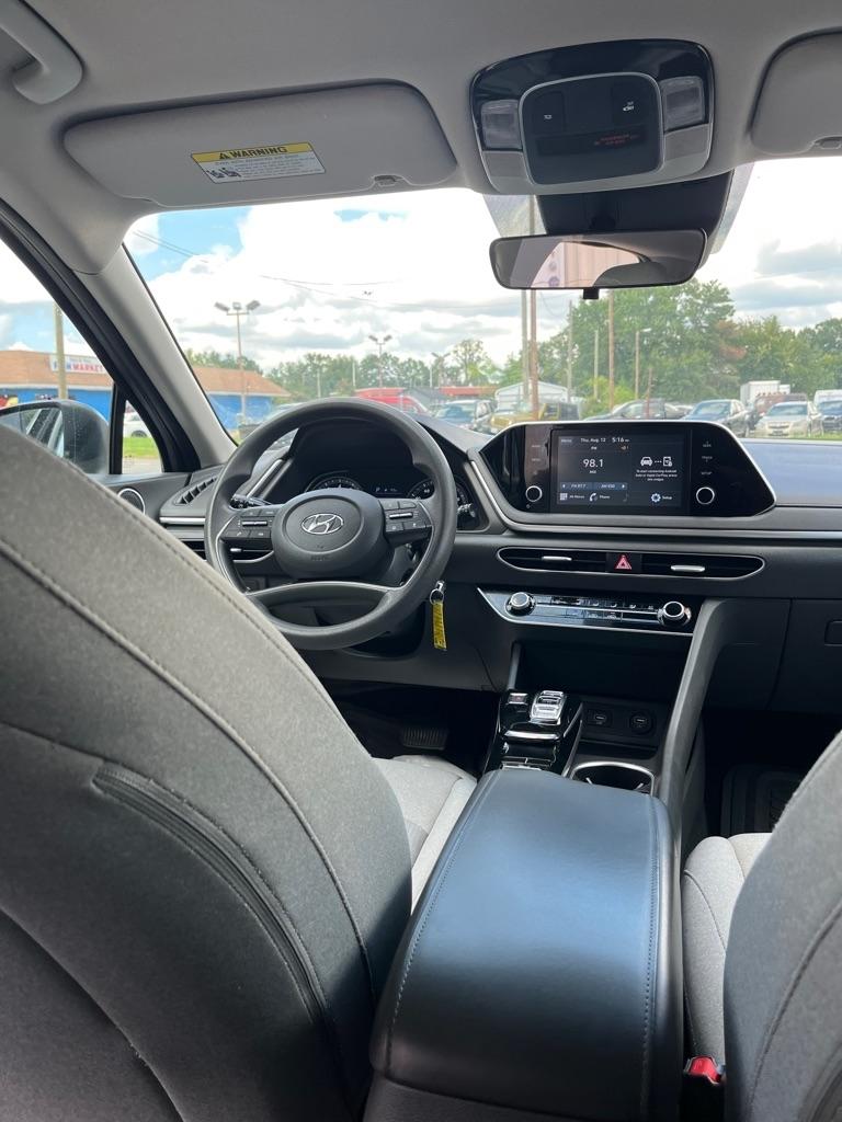 Hyundai Sonata SE 2021