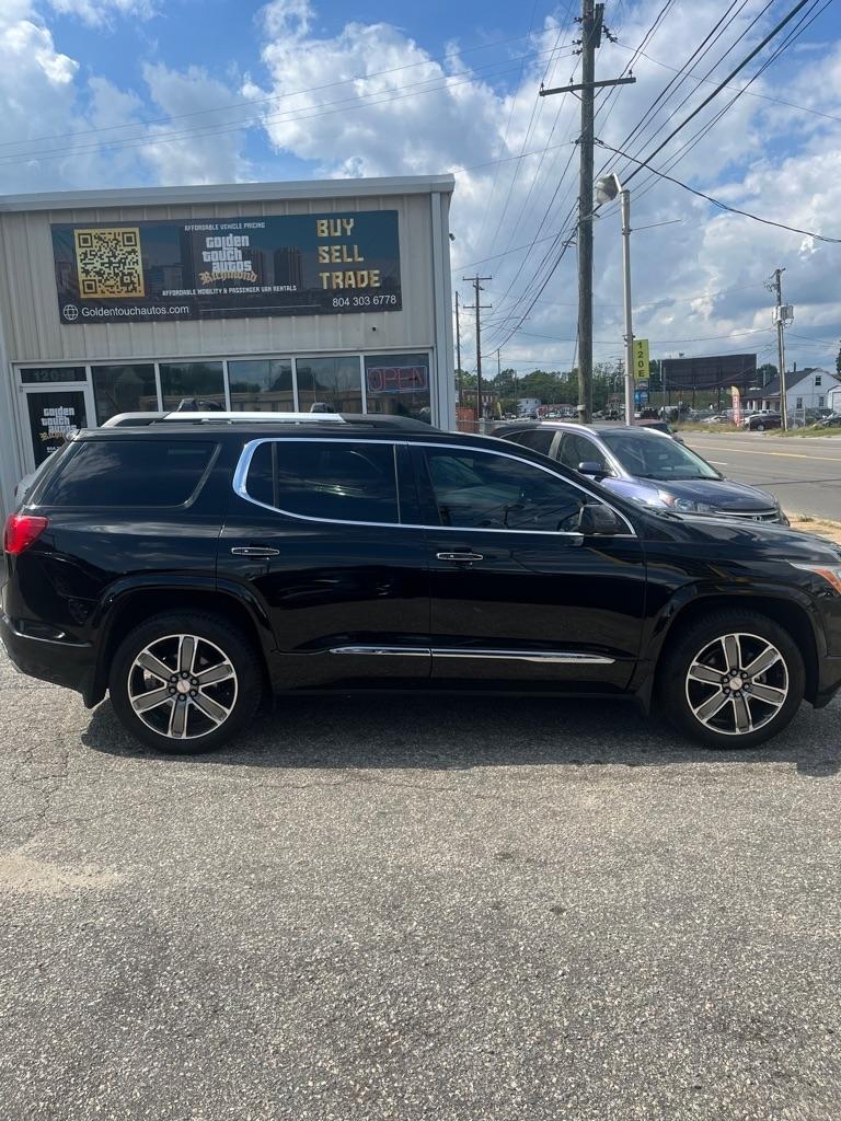 GMC Acadia Denali AWD 2017