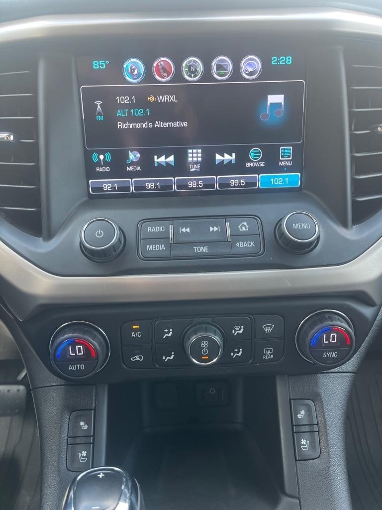 GMC Acadia Denali AWD 2017