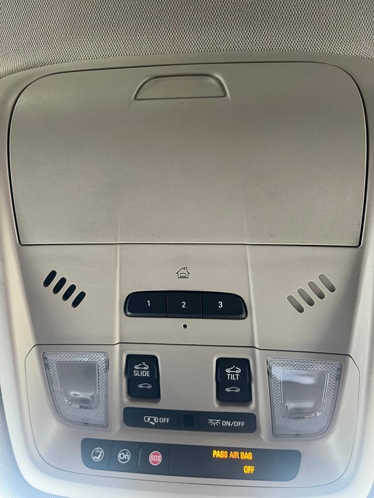 GMC Acadia Denali AWD 2017