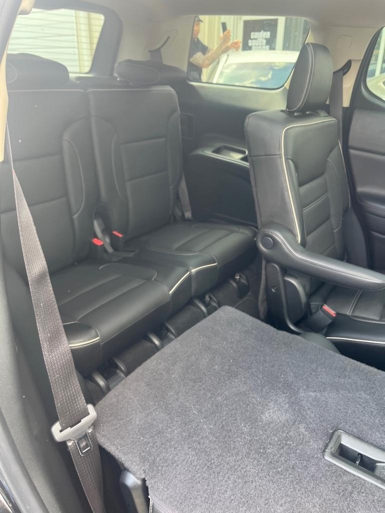 GMC Acadia Denali AWD 2017