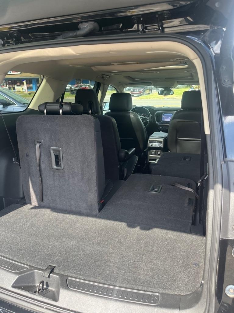 GMC Acadia Denali AWD 2017