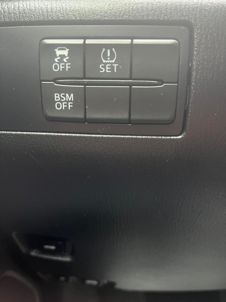 Mazda MAZDA3 i Sport AT 4-Door 2016