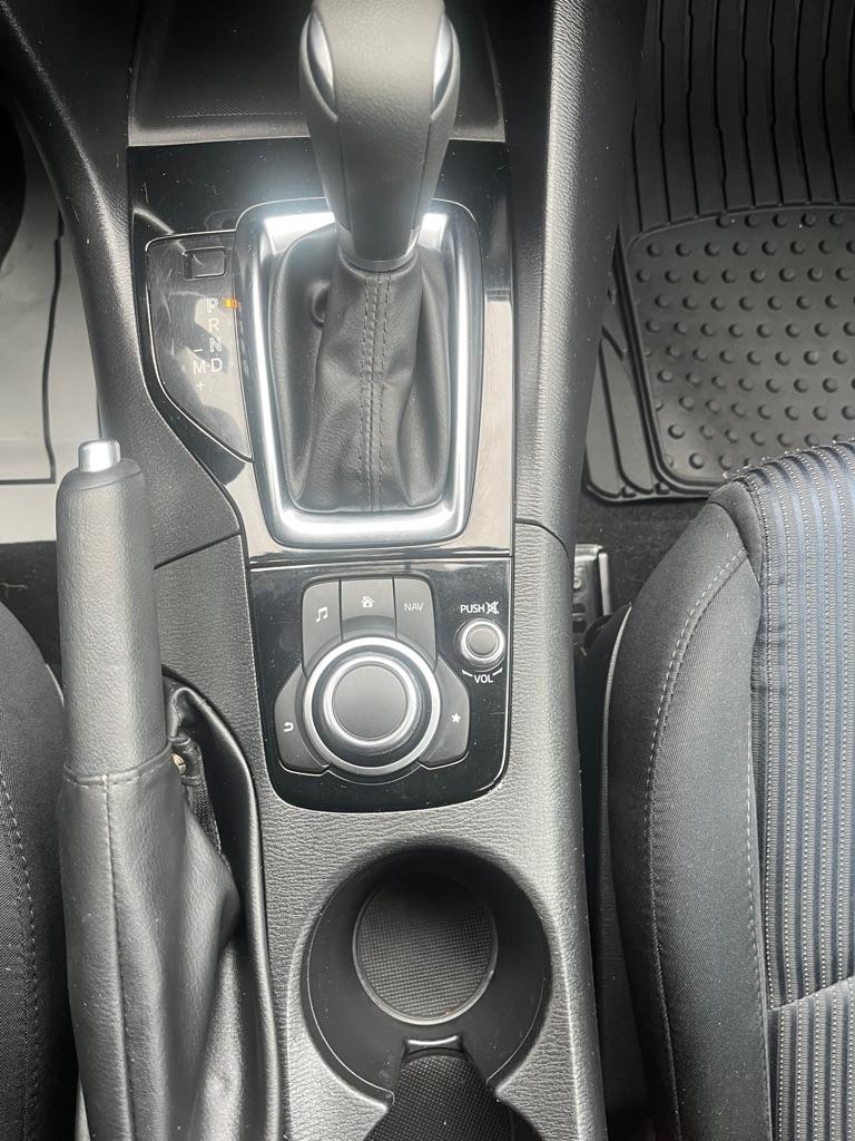 Mazda MAZDA3 i Sport AT 4-Door 2016