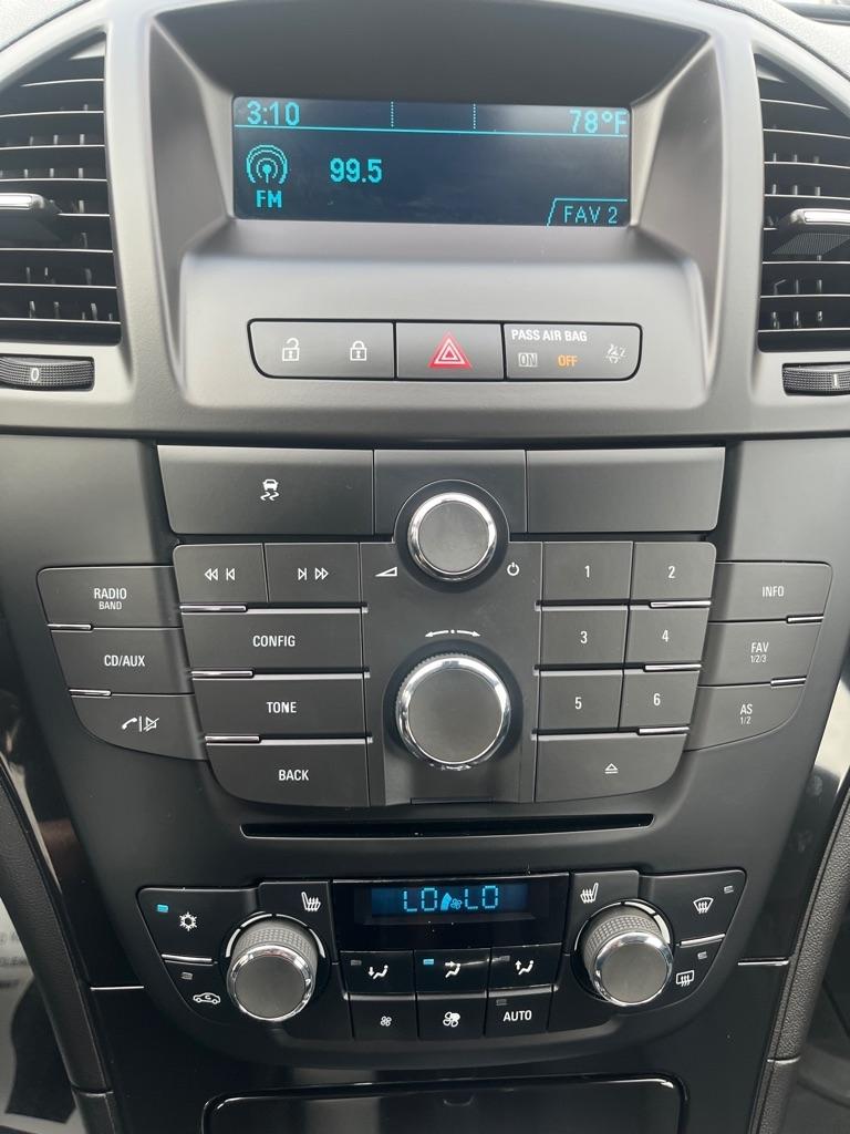 Buick Regal CXL - 2XL 2011