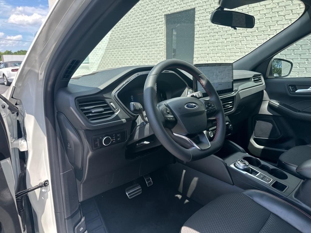Ford Escape ST-Line FWD 2024
