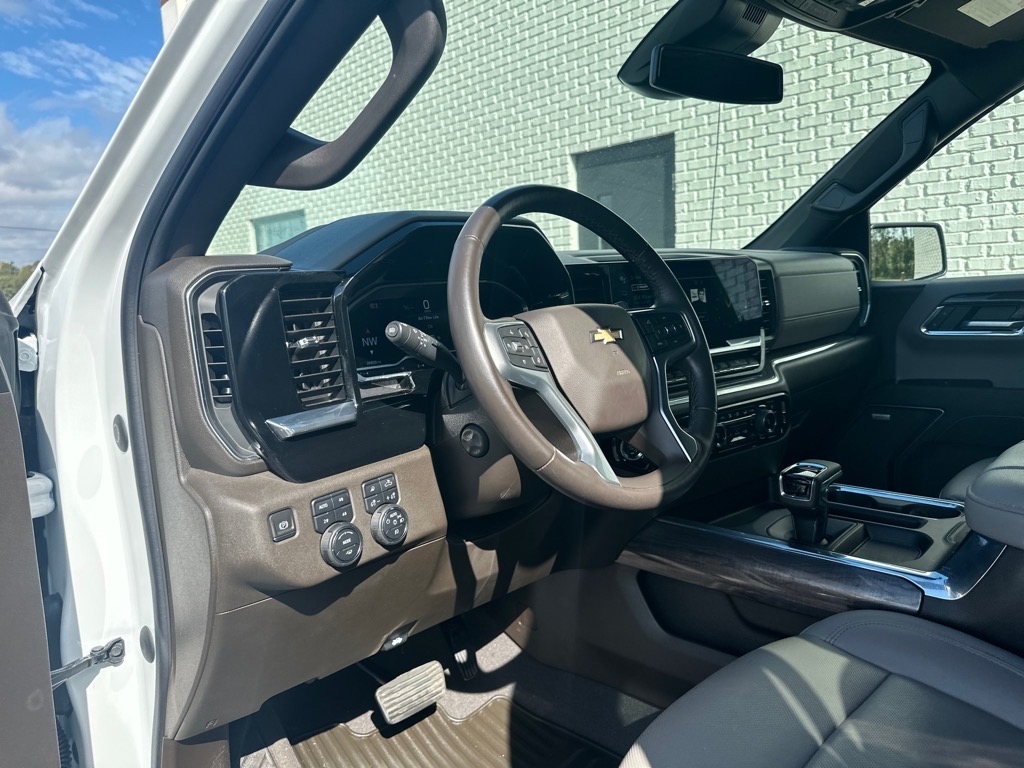 Chevrolet Silverado 1500  2024