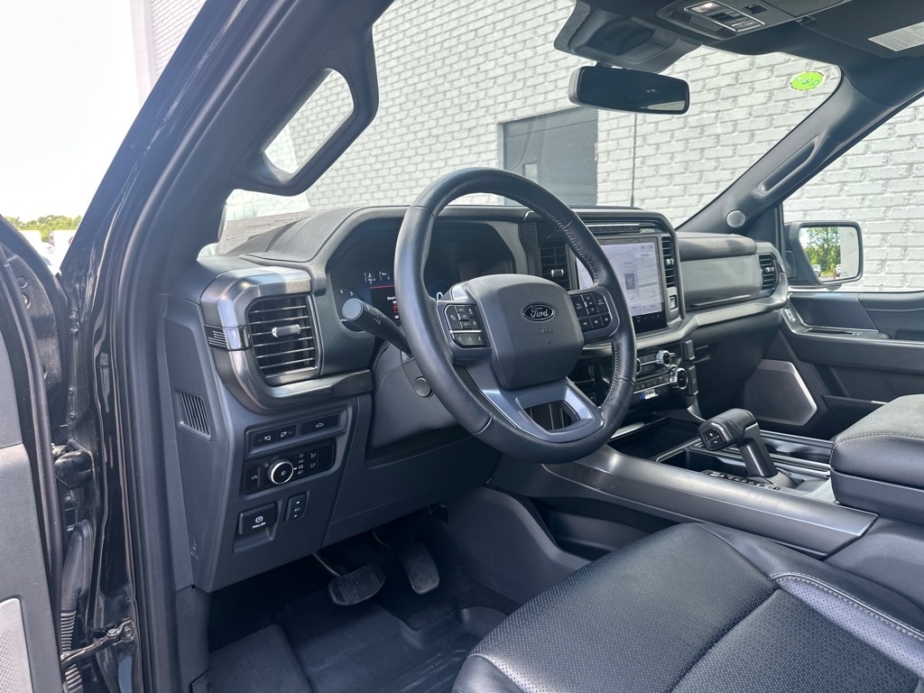 Ford F-150 Lariat 2024