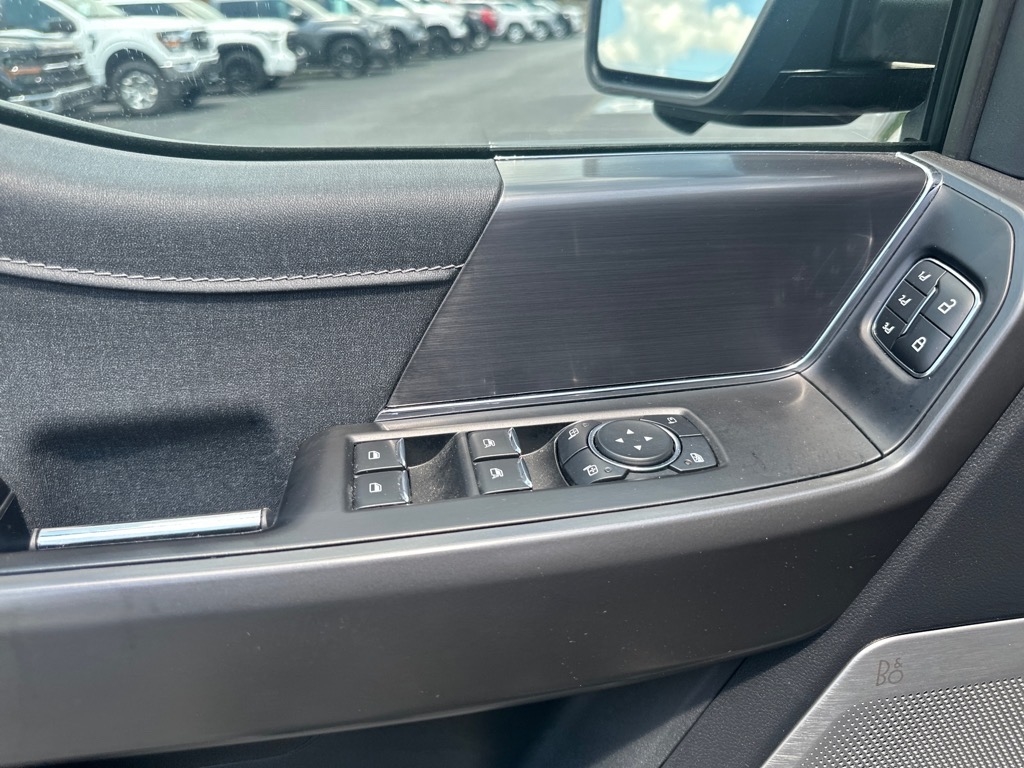 Ford F-150 Lariat 2024