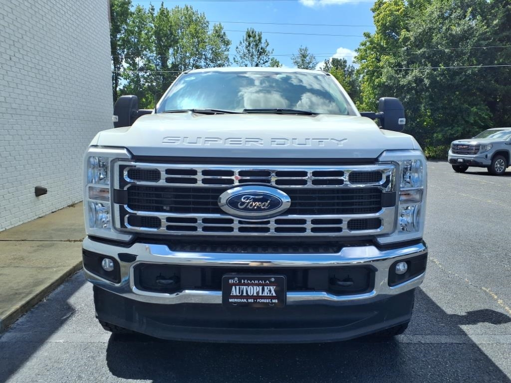 Ford F-250 SD  2024