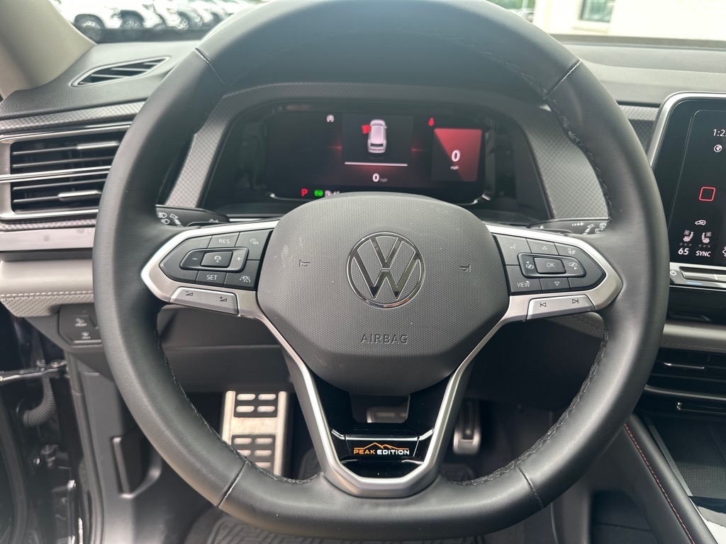 Volkswagen Atlas 2.0T Peak Edition SE w/Technology 4MOTION 2024