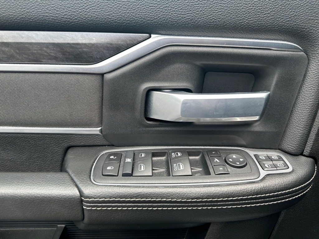 RAM 2500 Big Horn 4WD 2024