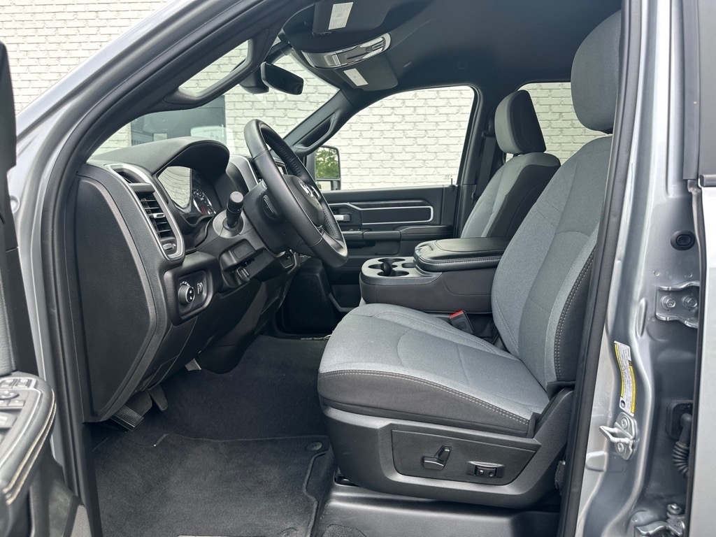 RAM 2500 Big Horn 4WD 2024