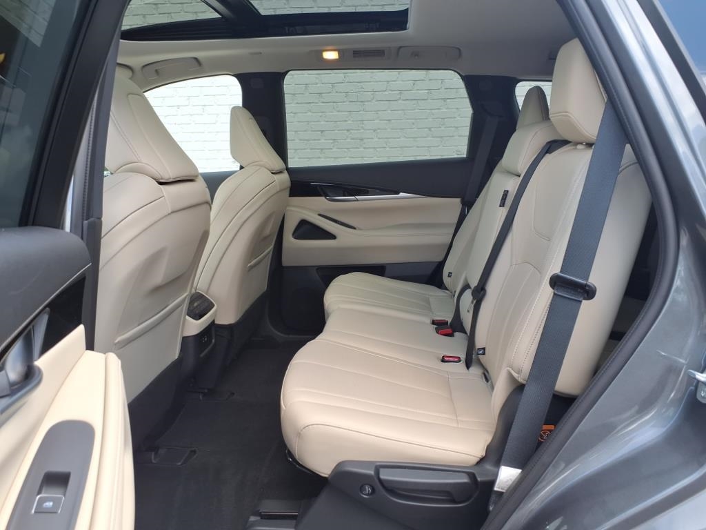 Infiniti QX60 PURE FWD 2025