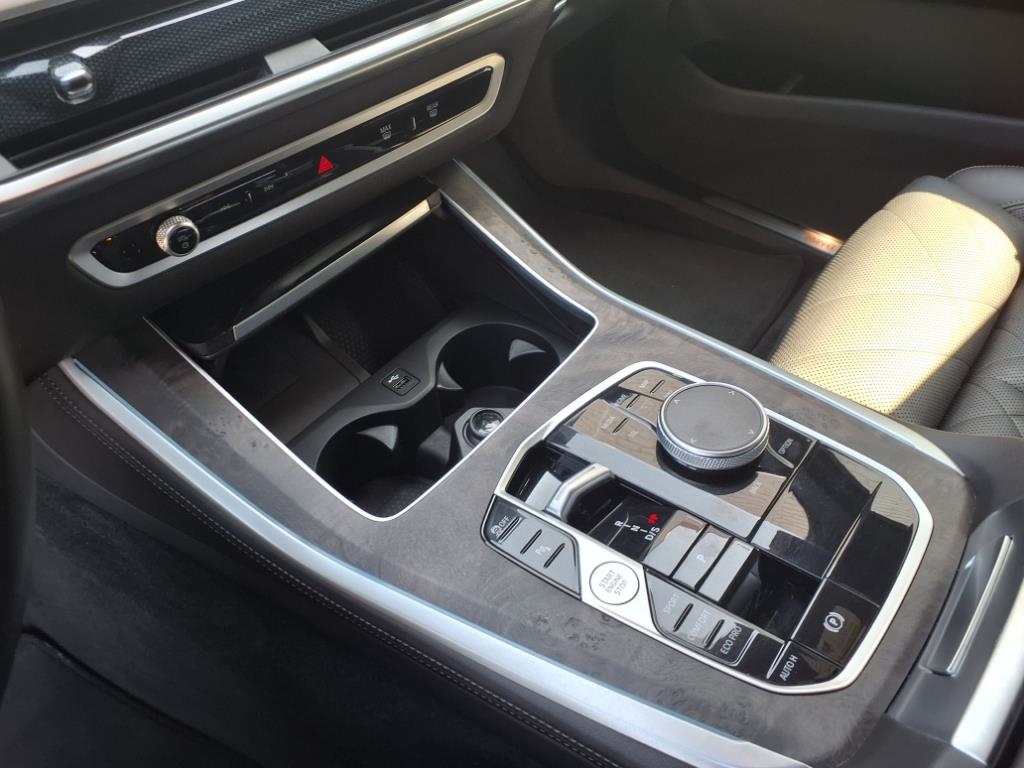 BMW X5 sDrive40i 2024 BMW X5 sDrive40i 2024