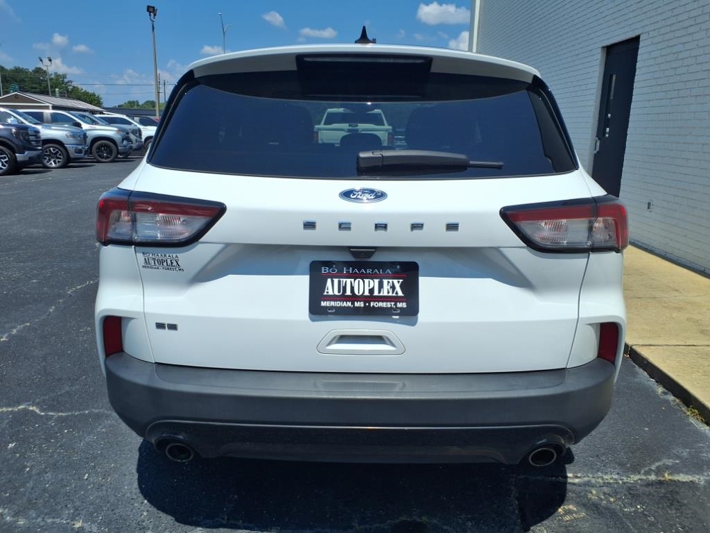 Ford Escape FWD 4dr SE 2022