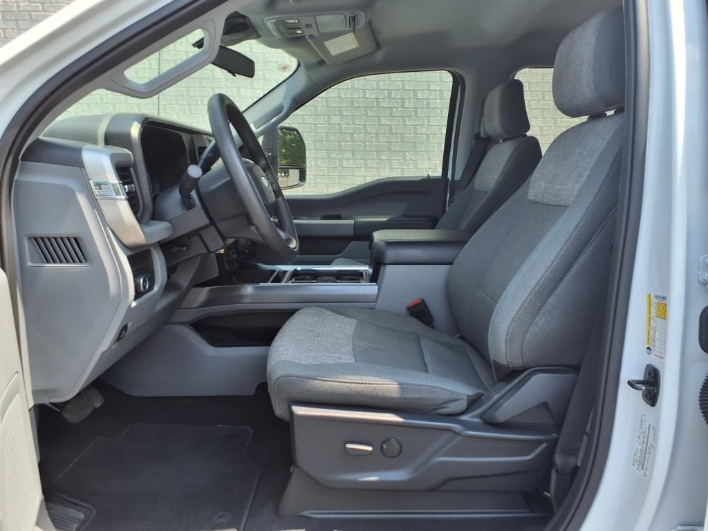 Ford F-250 SD FX4 Crew Cab 4WD 2024