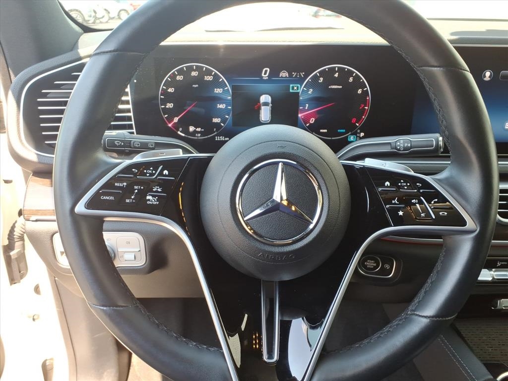 2024 Mercedes Benz GLE 350 4MATIC photo 2