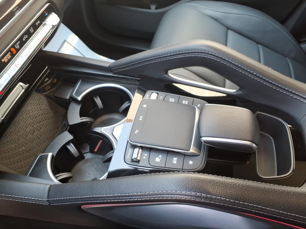 Mercedes-Benz GLE-Class  2024