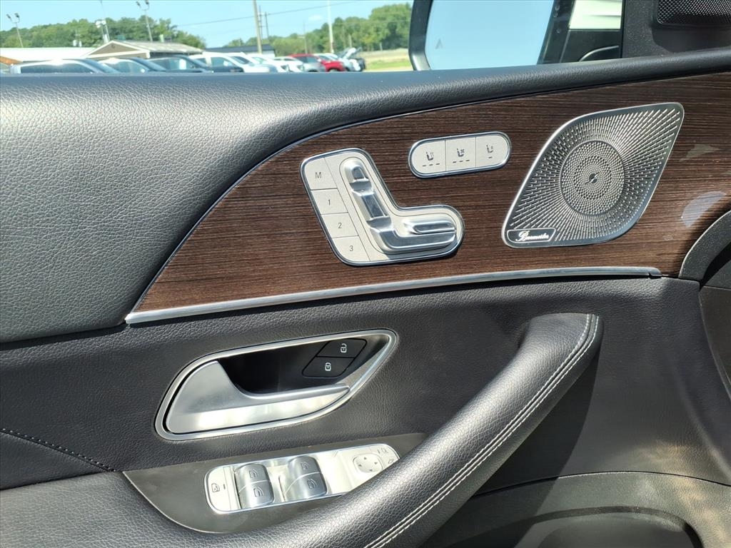 Mercedes-Benz GLE-Class  2024