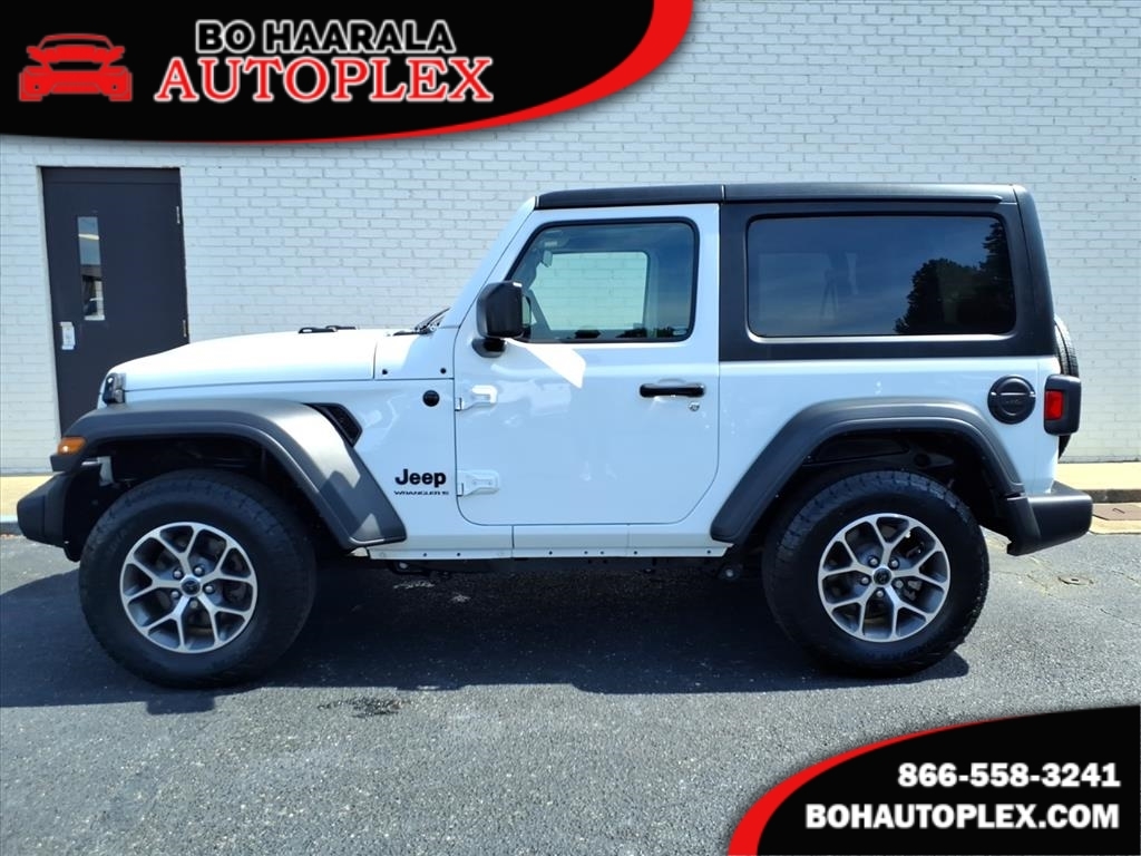 Jeep Wrangler Sport 2024