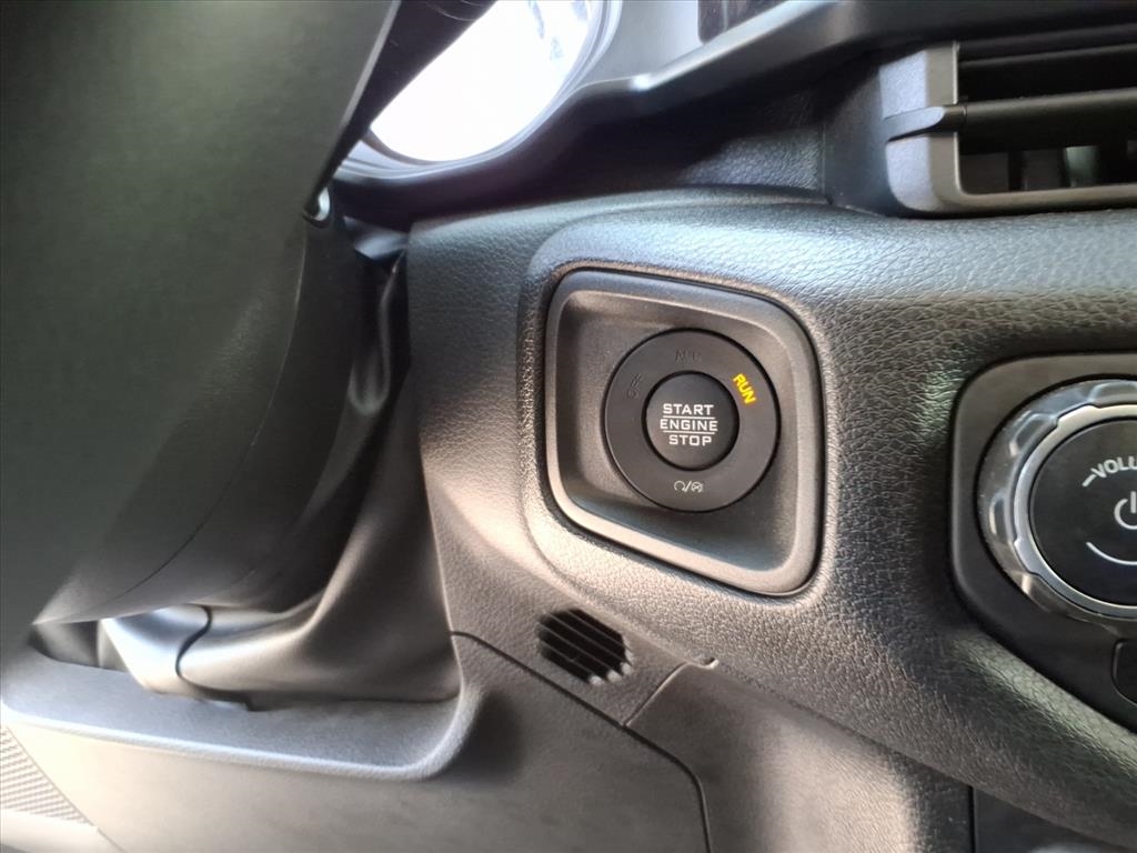 Jeep Wrangler Sport 2024