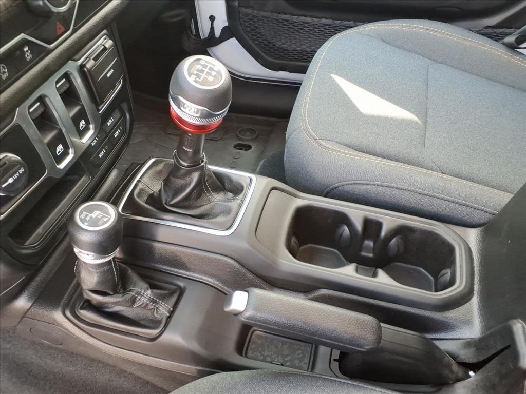 Jeep Wrangler Sport 2024