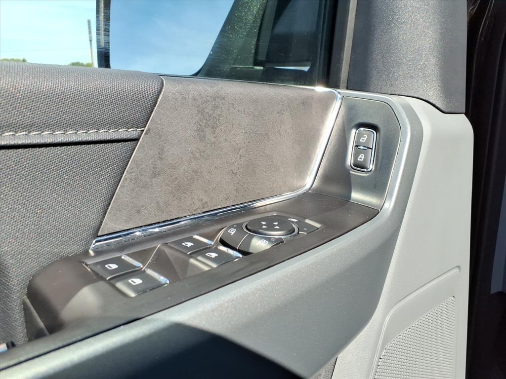 2024 Ford F-150 XLT - Photo 6