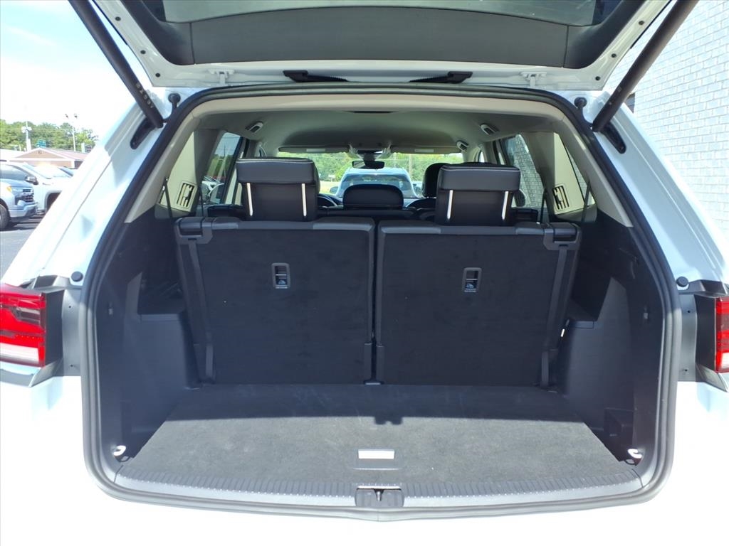 2024 Volkswagen Atlas SE Technology photo 2