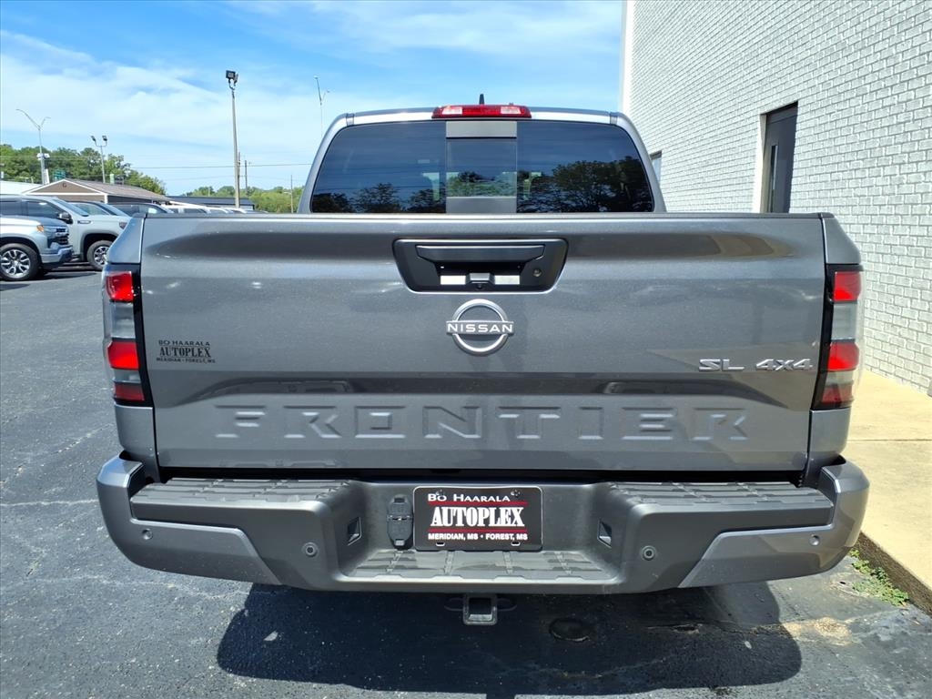 Nissan Frontier  2024