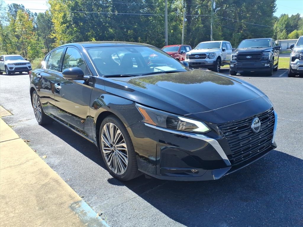 2024 Nissan Altima 2.5 SL photo 2