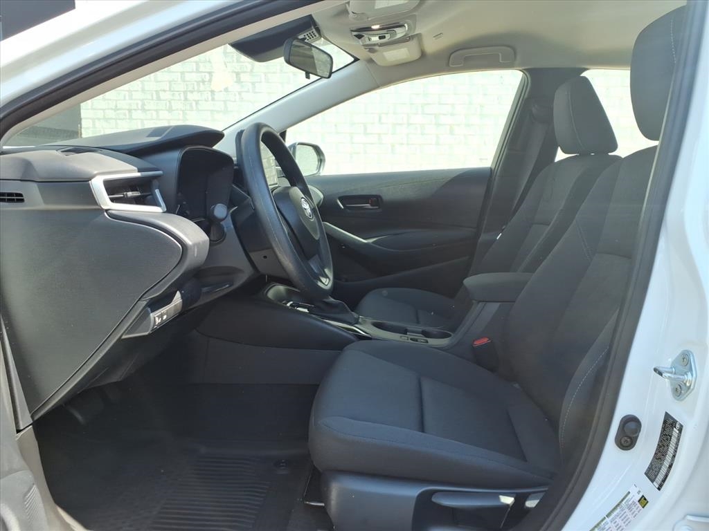 Toyota Corolla LE 2024