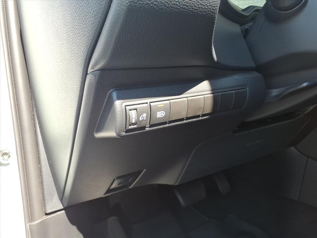 Toyota Corolla LE 2024